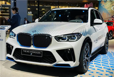 氢能驱动的未来 宝马携手丰田开启氢动力汽车路测，引领绿色出行新浪潮